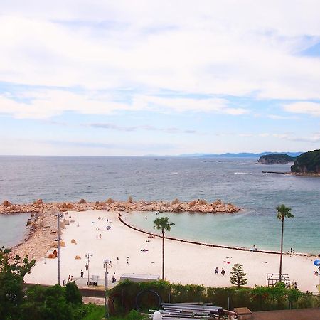 Hotel Hanatemari Shirahama Buitenkant foto