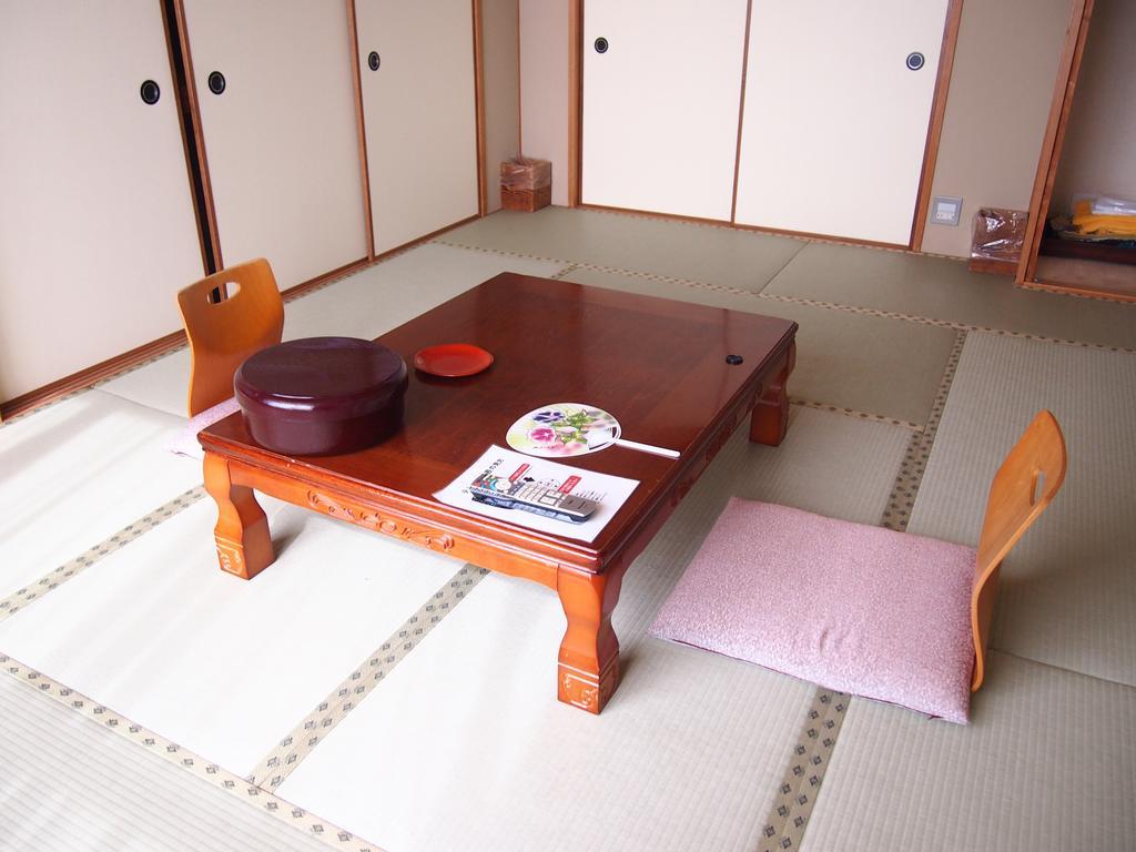 Hotel Hanatemari Shirahama Kamer foto