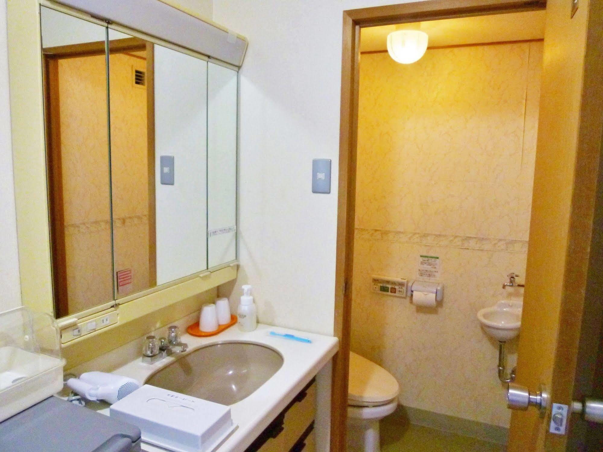 Hotel Hanatemari Shirahama Buitenkant foto